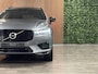 Volvo XC60 T8 AWD Recharge R-Design Head-Up Display | Harman Kardon | Adaptieve Cruise Control | Stoel en Stuurwielverwarming | Schuifdak | Full LED Meesturende koplampen | Pilot Assist | BLIS Dode Hoek Detectie | Parkeercamera | Elektrische voorstoelen geheugen | Contour stoelen | Zitting verlenging voorstoelen | Gelamineerde/geluidwerende zijruiten | 19 Inch | Keyless Drive | Parkeersensoren voor+achter | Prviacy Glass | Elektrisch bedienbare achterklep | Alarm Klasse III | DAB Radio | Apple Carplay/Android Auto | Volvo On Call met mobiele App functie | Osmium Grey Metallic |