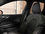Volvo XC60 T8 AWD Recharge R-Design Head-Up Display | Harman Kardon | Adaptieve Cruise Control | Stoel en Stuurwielverwarming | Schuifdak | Full LED Meesturende koplampen | Pilot Assist | BLIS Dode Hoek Detectie | Parkeercamera | Elektrische voorstoelen geheugen | Contour stoelen | Zitting verlenging voorstoelen | Gelamineerde/geluidwerende zijruiten | 19 Inch | Keyless Drive | Parkeersensoren voor+achter | Prviacy Glass | Elektrisch bedienbare achterklep | Alarm Klasse III | DAB Radio | Apple Carplay/Android Auto | Volvo On Call met mobiele App functie | Osmium Grey Metallic |
