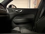 Volvo XC60 T8 AWD Recharge R-Design Head-Up Display | Harman Kardon | Adaptieve Cruise Control | Stoel en Stuurwielverwarming | Schuifdak | Full LED Meesturende koplampen | Pilot Assist | BLIS Dode Hoek Detectie | Parkeercamera | Elektrische voorstoelen geheugen | Contour stoelen | Zitting verlenging voorstoelen | Gelamineerde/geluidwerende zijruiten | 19 Inch | Keyless Drive | Parkeersensoren voor+achter | Prviacy Glass | Elektrisch bedienbare achterklep | Alarm Klasse III | DAB Radio | Apple Carplay/Android Auto | Volvo On Call met mobiele App functie | Osmium Grey Metallic |