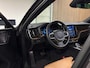 Volvo XC60 T6 AWD Recharge Ultimate Dark Long Range Stoelventilatie | Harman Kardon | Head-Up Display | Stoelmassage | Adaptieve Cruise Control | Standkachel met Volvo On Call App | Stoelverwarming voor+achter | Stuurwielverwarming | Schuifdak | Full LED Meesturende koplampen | Pilot Assist | BLIS Dode Hoek Detectie | Parkeercamera | Elektrische voorstoelen geheugen | Nappa Lederen bekleding | Zitting verlenging voorstoelen | Lederen dashboard | 20 Inch | Google Infotainment | Keyless Drive | Parkeersensoren voor+achter | Elektrisch bedienbare achterklep | DAB Radio | Apple Carplay/Android Auto | Draadloos telefoon opladen | Platinum Grey Metallic |
