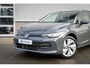 Volkswagen Golf Life Edition eHybrid | 'App-Connect' draadloze smartphone integratie | Achterbank in ongelijke delen neerklapbaar incl. middenarmsteun en doorlaadmogelijkheid | Afstandscontrolesysteem (Front Assist)