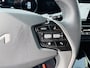 Kia Niro EV DynamicLine 64.8 kWh Keyless | PDC Rondom | Navi | Camera | Apple Carplay & Android Auto