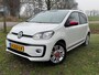 Volkswagen Up! BEATS / STOELVERWARMING / PDC / CLIMA / ALCANTARA / UNIEK