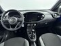 Toyota Aygo X 1.0 VVT-i MT Play | Apple Carplay / Android Auto | Adaptive Cruise | Airco | Camera | Rijstrooksensor