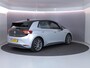 Volkswagen ID.3 Pure 45 kWh 150pk| trekhaak afn.kogel| Navi| stuur en voorstoelen verwarmd| Interieur voorverwarming| SOH 90%