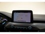 Ford Focus 1.5 EcoBoost 150pk ST-Line X Business Aut. [ Trekhaak Navi Apple/Android Camera Stoelverwarming ]