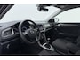 Volkswagen T-Roc 1.5 TSI Style Business | Navigatie | Carplay | Stoelverwarming | Camera | ACC | 17'' |
