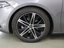 Mercedes-Benz A-klasse 180 Star Edition Luxury Line | Widescreen | Multibeam | Sfeerverlichting | Stoelverwarming |