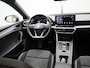 SEAT Leon 1.5 eTSI FR Launch Edition | Automaat | Panorama dak | Elektrisch verstelbare stoelen | Stoel/Stuur verwarming | Climate control | LMV | Parkeer sensoren | Navigatie | DAB |