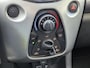 Toyota Aygo 1.0 VVT-i x-play | Airco | Camera | Multimedia scherm | Elek. ramen & spiegels