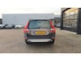 Volvo XC70 2.0 T5 FWD Polar+ Dealer onderhouden | Glazen schuif-/kanteldak | 18" Lichtmetalen velgen | Stoelverwarming | Lederen bekleding | Bi-Xenon koplampen | Trekhaak afneembaar | Elektrisch verstelbare vorostoelen