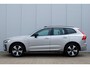 Volvo XC60 T6 Automaat Plus Dark | 360 Graden Camera | Trekhaak | Parkeersensoren | Verwarmbare Voor- En Achterstoelen | Apple Carplay/Android Auto | Navigatiesysteem | Panoramadak | Electronic Climate Control | Draadloze Telefoonlader | Rijstrooksensor Met Correctie | Verwarmbaar Stuurwiel | Keyless Entry