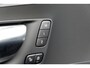 Volvo XC60 T6 Automaat Plus Dark | 360 Graden Camera | Trekhaak | Parkeersensoren | Verwarmbare Voor- En Achterstoelen | Apple Carplay/Android Auto | Navigatiesysteem | Panoramadak | Electronic Climate Control | Draadloze Telefoonlader | Rijstrooksensor Met Correctie | Verwarmbaar Stuurwiel | Keyless Entry