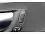 Volvo XC60 T6 Automaat Plus Dark | 360 Graden Camera | Trekhaak | Parkeersensoren | Verwarmbare Voor- En Achterstoelen | Apple Carplay/Android Auto | Navigatiesysteem | Panoramadak | Electronic Climate Control | Draadloze Telefoonlader | Rijstrooksensor Met Correctie | Verwarmbaar Stuurwiel | Keyless Entry
