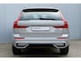 Volvo XC60 T6 Automaat Plus Dark | 360 Graden Camera | Trekhaak | Parkeersensoren | Verwarmbare Voor- En Achterstoelen | Apple Carplay/Android Auto | Navigatiesysteem | Panoramadak | Electronic Climate Control | Draadloze Telefoonlader | Rijstrooksensor Met Correctie | Verwarmbaar Stuurwiel | Keyless Entry