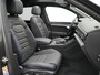 Volkswagen Touareg 3.0 TSi eHybrid 4MOTION R 462Pk | Panodak | Luchtvering | Elek. Trekhaak | 360 Camera