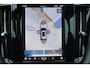 Volvo XC60 T8 Recharge AWD Plus Black Edition - Panorama/schuifdak - IntelliSafe Assist & Surround - 360º Camera - Harman/Kardon audio - Adaptieve LED koplampen - Verwarmde voorstoelen, stuur & achterbank - Parkeersensoren voor & achter - Elektr. bedienb. voorstoelen met geheugen - Head up display - Draadloze tel. lader - Extra getint glas - Elektr. inklapbare trekhaak - 21' LMV