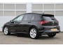 Volkswagen Golf 1.5 eHybrid 204pk Life Edition | SoH 100% | Trekhaak | Panoramadak | Navigatie | Achteruitrijcamera | Stoelverwarming