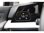 Volkswagen Golf 1.5 eHybrid 204pk Life Edition | SoH 100% | Trekhaak | Panoramadak | Navigatie | Achteruitrijcamera | Stoelverwarming