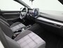 Volkswagen Golf 1.5 eHybrid GTE 272 PK | DEMO | Automaat | Plug-In | Panoramaschuif-Kanteldak | Digitale Cockpit Pro | Stoelverwarming | Stuurwielverwarming | Navigatie | LED Matrix Koplampen | Keyless Access | 18 Inch Velgen | Sfeerverlichting