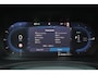 Volvo V60 T6 Recharge AWD Ultra Dark - Panorama/schuifdak - IntelliSafe Assist & Surround - Harman/Kardon audio - Parkeercamera achter - Verwarmde voorstoelen, stuur & achterbank - Parkeersensoren voor & achter - Elektr. bedienb. voorstoelen met geheugen - Extra getint glas - 19' LMV