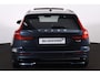 Volvo V60 T6 Recharge AWD Ultra Dark - Panorama/schuifdak - IntelliSafe Assist & Surround - Harman/Kardon audio - Parkeercamera achter - Verwarmde voorstoelen, stuur & achterbank - Parkeersensoren voor & achter - Elektr. bedienb. voorstoelen met geheugen - Extra getint glas - 19' LMV