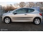 Peugeot 207 1.4-16V XR