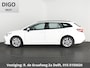 Toyota Corolla Touring Sports Hybrid 140 Business Luxury | Stuur-/Stoelverwarming | Parkeersensoren | Apple Carplay & AndriodAUTO | Navigatie
