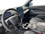 Ford Mustang Mach-E AWD 75 kWh 269PK | 95% SOH | DEMO | Stoel- stuur en vooruit verwarming | Zwart dak en spiegels | Navigatie