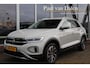 Volkswagen T-Roc 1.5TSI 150PK AUTOMAAT STYLE PLUS Navi Carplay | Adapt.Cruise | Electr.Klep | Camera | Keyless | Stoel/stuurverw. | IQ Light |