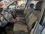 Renault Scenic 2.0-16V Dynamique Comfort Automaat Airco, Cruise Control, Stuurbekrachtiging
