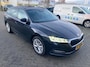 Skoda Octavia Combi 1.5 e-TSI 150 pk Business Edition 7-DSG | Trekhaak | Parkeersensoren | Navigatie |