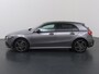 Mercedes-Benz A-klasse 250 e Business Line | AMG | Night | Panoramadak | Trekhaak | Rijassistentiepakket Plus | Sfeerverlichting | Stoelverwarming | Achteruitrijcamera |