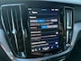 Volvo V60 2.0 T6 Plug-in hybrid AWD Plus Dark | Trekhaak | 360 graden camera | Verwarmde voorruit | Sportstoelen |