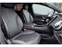 Mercedes-Benz EQE 300 Luxury Line 89 kWh | Distronic Pro | Memory | Leder | Trekhaak | Camera | Dodehoekassistent | Verwarmd Stuurwiel | Keyless Go | Warmtepomp |