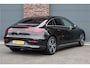 Mercedes-Benz EQE 300 Luxury Line 89 kWh | Distronic Pro | Memory | Leder | Trekhaak | Camera | Dodehoekassistent | Verwarmd Stuurwiel | Keyless Go | Warmtepomp |