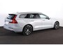 Volvo V60 T6 Recharge AWD Essential - IntelliSafe Assist & Surround - Parkeercamera achter - Verwarmde voorstoelen, stuur & achterbank - Parkeersensoren voor & achter - Extra getint glas - 18' LMV
