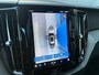 Volvo XC60 2.0 T6 Plug-in hybrid AWD Ultra Dark | Trekhaak | Panoramadak | Stoelverwarming | Head-up Display |