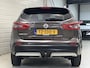 Nissan Qashqai 1.2 N-Connecta / Eerste Eigenaar / Herwers Onderhouden / Panoramadak / Trekhaak / Navigatie / 360 Graden Camera / Climate Control / Cruise Control /