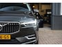 Volvo XC60 2.0 T8 AWD Inscription Pano|Luchtv|Trekh|19inch