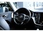 Volvo XC60 2.0 T8 AWD Inscription Pano|Luchtv|Trekh|SoH 84%
