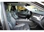 Volvo XC60 2.0 T8 AWD Inscription Pano|Luchtv|Trekh|SoH 84%