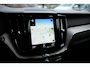 Volvo XC60 2.0 T8 AWD Inscription Pano|Luchtv|Trekh|SoH 84%