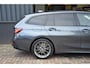 BMW 3-Serie Touring 320i Executive Edition, Hollands, NAP