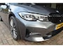 BMW 3-Serie Touring 320i Executive Edition, Hollands, NAP