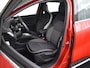 Renault Captur 1.3 TCe 130 Intens 130pk AUTOMAAT | Dodehoek detectie  | Navigatie via app connect | Adaptief cruise control | Camera achter | Stuur + Stoelverwarming | 17"LMV