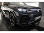 Volkswagen Tiguan R-Line Edition 1.5 TSI eHybrid 272pk DSG Automaat Trekhaak, Panoramadak, Harman Kardon audio, Adaptive cruise control, Black Style, Achteruitrijcamera