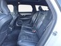 Volvo V90 2.0 B4 R-Design | Trekhaak | Panoramadak | 360 graden camera | Harman/Kardon |