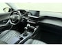Peugeot 2008 1.2 PureTech 130pk Allure | Leer Pakket | Massage Stoelen | Elektrisch verstelbare bestuurdersstoel | Achteruitrij Camera | Trekhaak