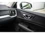 Volvo V60 2.0 B3 Plus Bright | Trekhaak | Adaptieve Cruise Control | Google Navigatie | Lederen bekleding | Stoel- en stuurverwarming | Elektrisch verstalbare voorstoelen |
